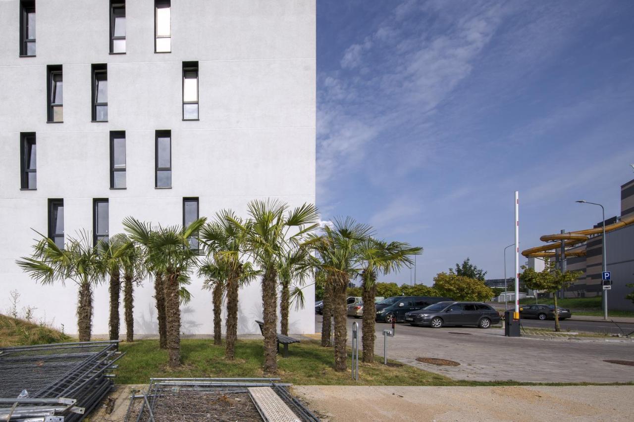 Urban Jungle Apartments By Reside Baltic VNO Exterior foto